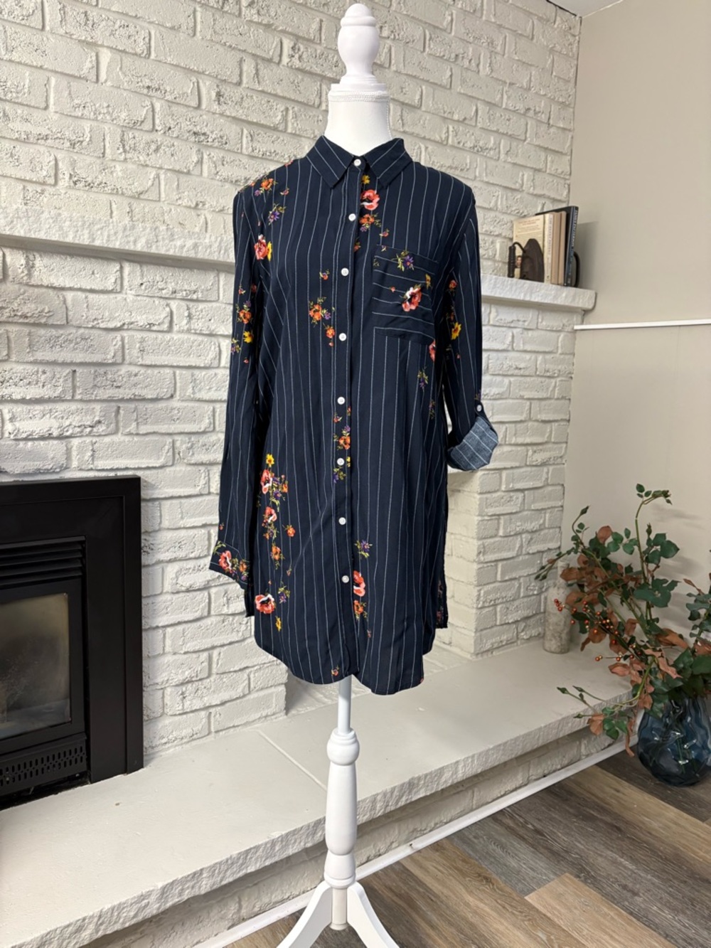 Coupe Collection Pinstripe Floral Embroidered Shirt Dress Tunic Large L
